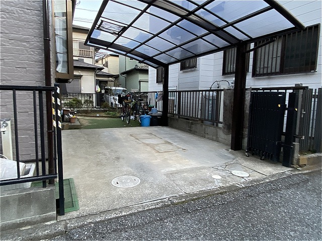 narashino-exterior-carport-before-1027-01.jpg