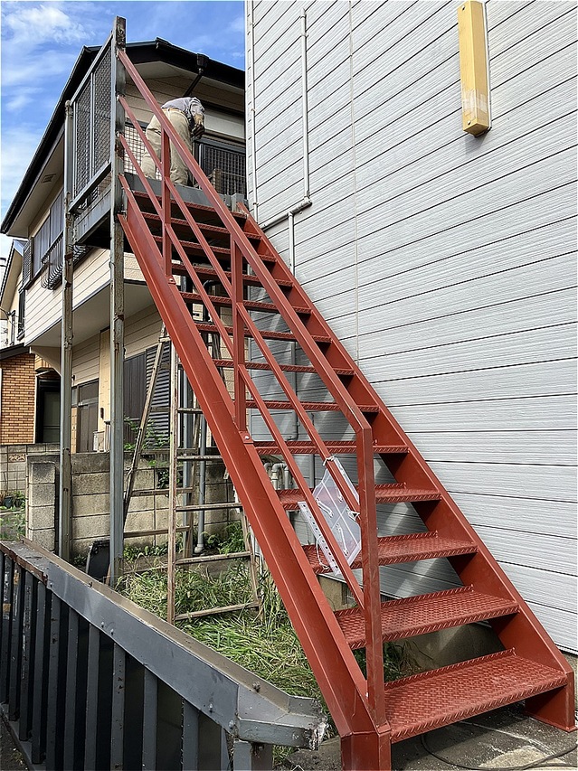 narashino-exterior-outdoor stairs-torituke.jpg